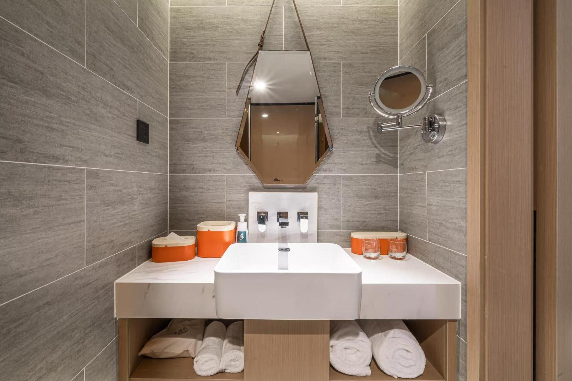 Atour Hotel Luzhou Bubugao New World Dış mekan fotoğraf
